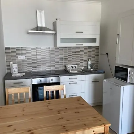 Daire Sunshine Ezustpart Apartman 6/608 *