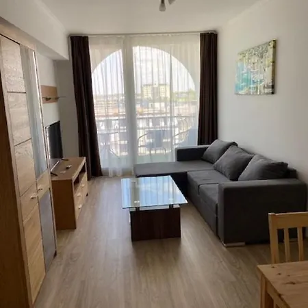 Daire Sunshine Ezustpart Apartman 6/608